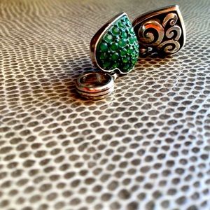 Brighton Cupid’s Kiss Green Heart-shaped Charm (1)